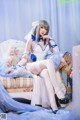 瓜希酱 Cosplay 路易九世礼服